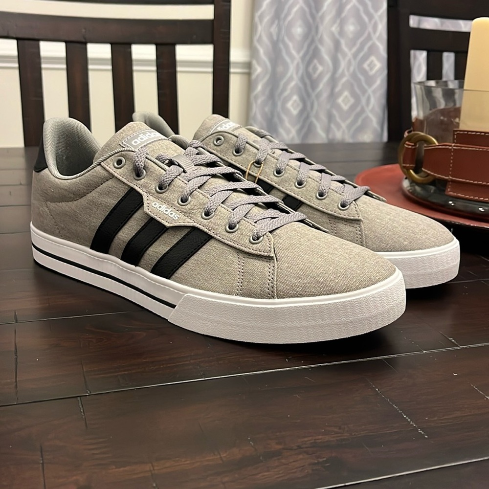 Adidas Daily 3.0 Shoes Sneakers Skateboard grey black new FW3270 Mens Size 12